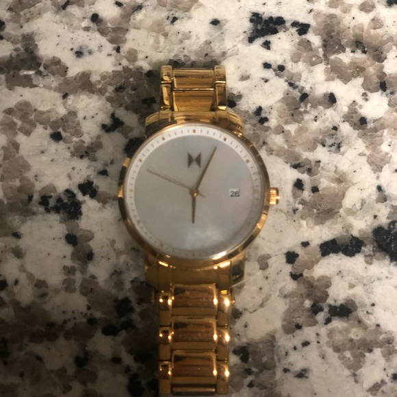 Gold MVMT watch - Picture 2 of 6